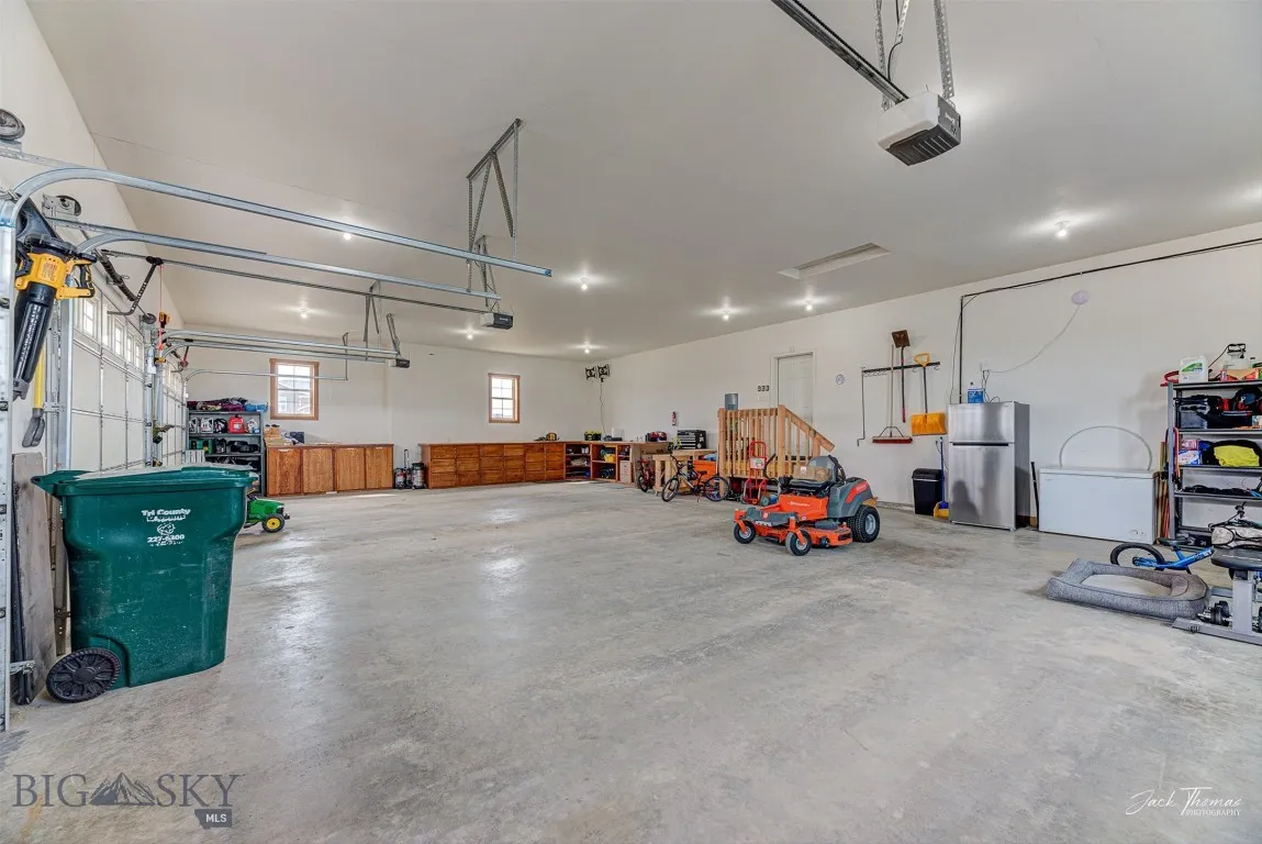 2160 Crested Wheat Loop, Helena, Montana 59635, Helena, Montana 59635, 6 Bedrooms Bedrooms, ,3 BathroomsBathrooms,Residential,For Sale,2160 Crested Wheat Loop, Helena, Montana 59635,400970