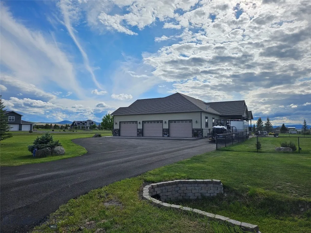 2160 Crested Wheat Loop, Helena, Montana 59635, Helena, Montana 59635, 6 Bedrooms Bedrooms, ,3 BathroomsBathrooms,Residential,For Sale,2160 Crested Wheat Loop, Helena, Montana 59635,400970