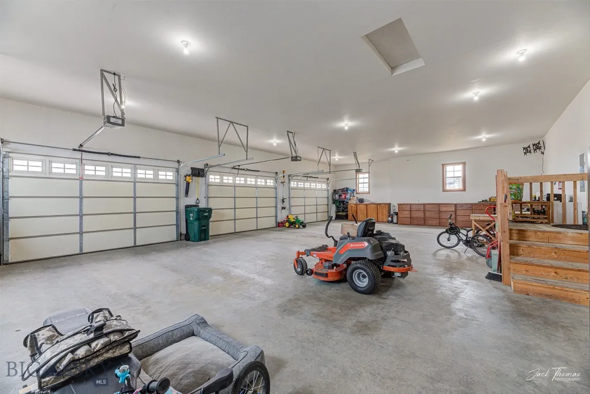 2160 Crested Wheat Loop, Helena, Montana 59635, Helena, Montana 59635, 6 Bedrooms Bedrooms, ,3 BathroomsBathrooms,Residential,For Sale,2160 Crested Wheat Loop, Helena, Montana 59635,400970