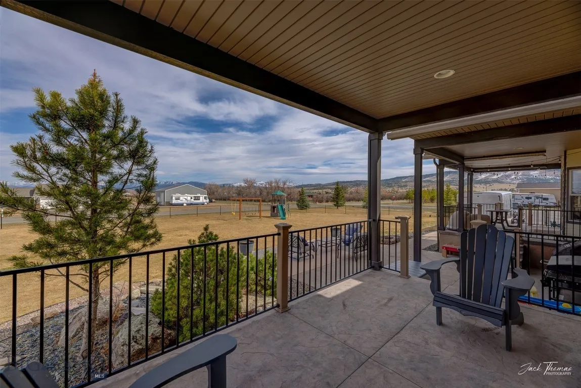 2160 Crested Wheat Loop, Helena, Montana 59635, Helena, Montana 59635, 6 Bedrooms Bedrooms, ,3 BathroomsBathrooms,Residential,For Sale,2160 Crested Wheat Loop, Helena, Montana 59635,400970