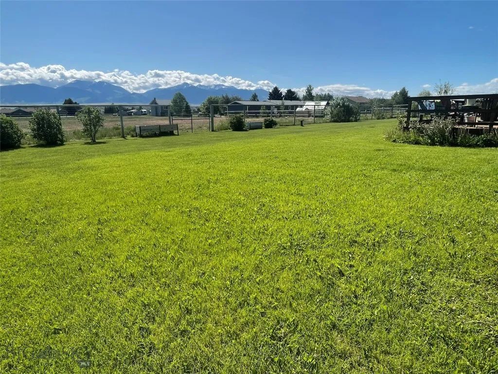 719 Jefferson Street, Ennis, Montana 59729, Ennis, Montana 59729, 2 Bedrooms Bedrooms, ,2 BathroomsBathrooms,Residential,For Sale,719 Jefferson Street, Ennis, Montana 59729,401148
