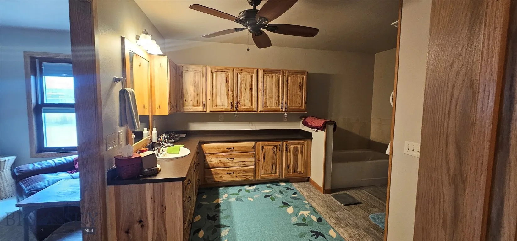 719 Jefferson Street, Ennis, Montana 59729, Ennis, Montana 59729, 2 Bedrooms Bedrooms, ,2 BathroomsBathrooms,Residential,For Sale,719 Jefferson Street, Ennis, Montana 59729,401148