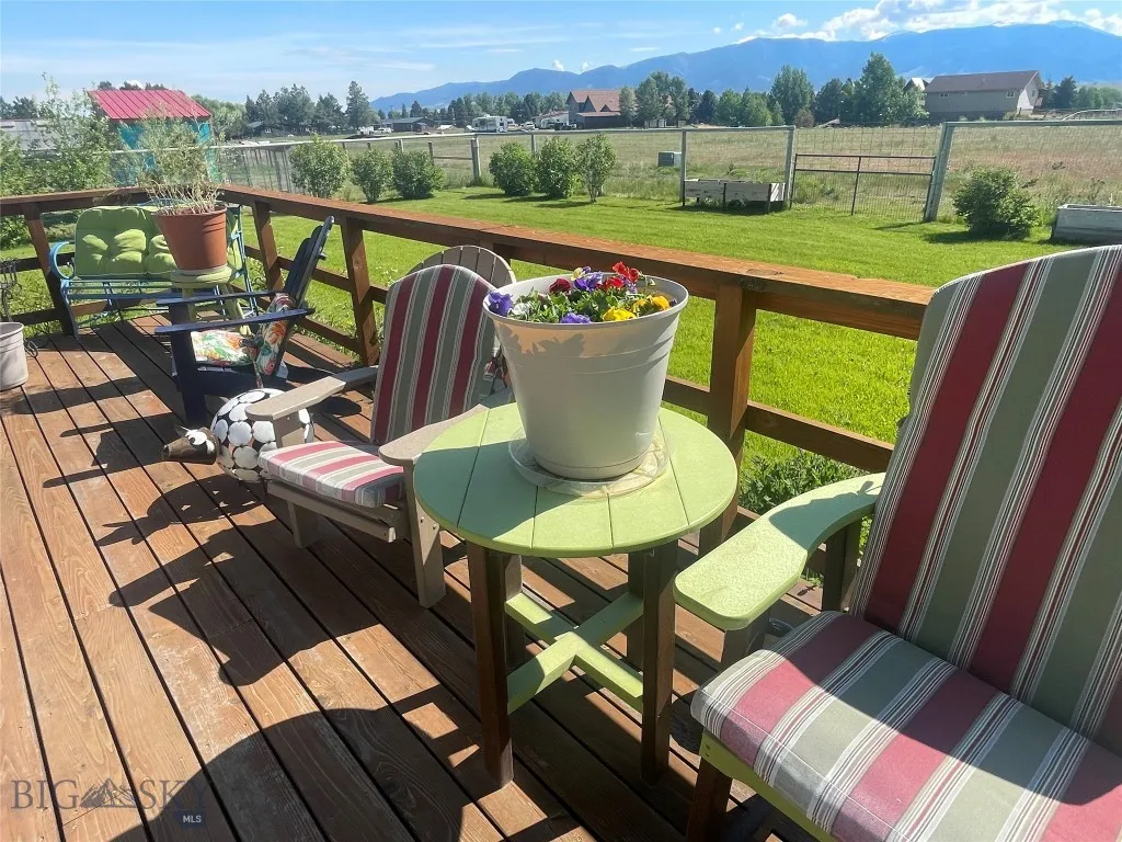 719 Jefferson Street, Ennis, Montana 59729, Ennis, Montana 59729, 2 Bedrooms Bedrooms, ,2 BathroomsBathrooms,Residential,For Sale,719 Jefferson Street, Ennis, Montana 59729,401148