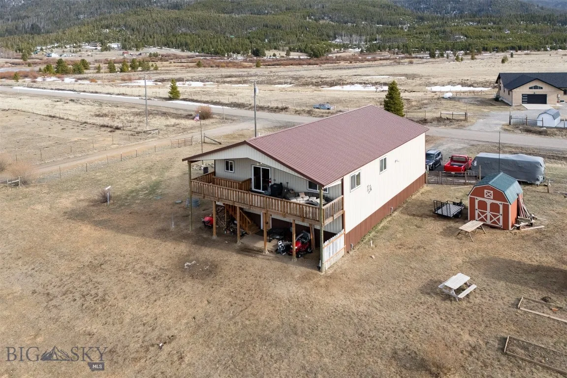 37 Sawmill Gulch, Butte, Montana 59701, Butte, Montana 59701, 3 Bedrooms Bedrooms, ,2 BathroomsBathrooms,Residential,For Sale,37 Sawmill Gulch, Butte, Montana 59701,0,401182