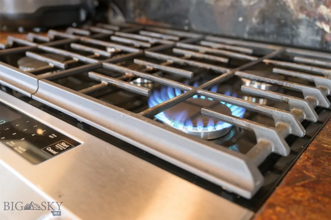 37 Sawmill Gulch, Butte, Montana 59701, Butte, Montana 59701, 3 Bedrooms Bedrooms, ,2 BathroomsBathrooms,Residential,For Sale,37 Sawmill Gulch, Butte, Montana 59701,0,401182