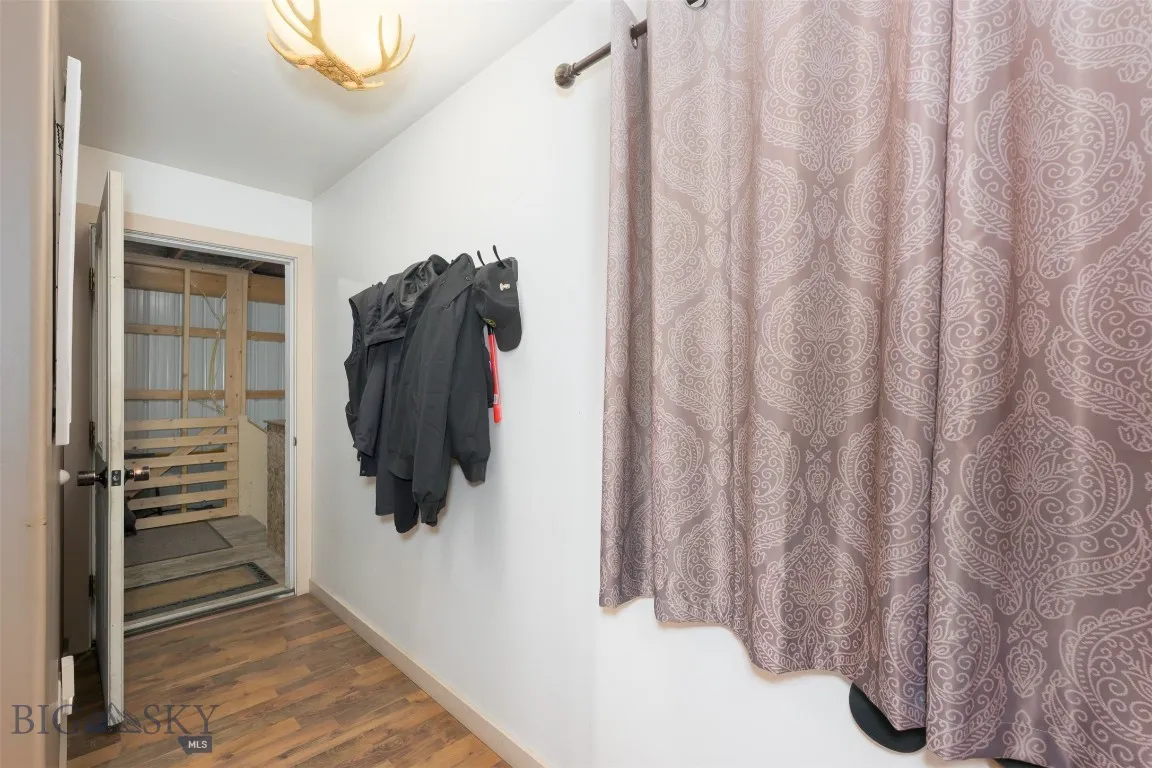 37 Sawmill Gulch, Butte, Montana 59701, Butte, Montana 59701, 3 Bedrooms Bedrooms, ,2 BathroomsBathrooms,Residential,For Sale,37 Sawmill Gulch, Butte, Montana 59701,0,401182