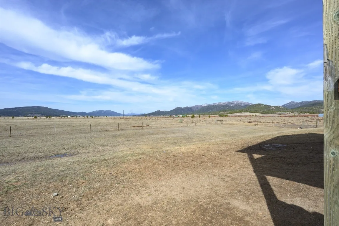 37 Sawmill Gulch, Butte, Montana 59701, Butte, Montana 59701, 3 Bedrooms Bedrooms, ,2 BathroomsBathrooms,Residential,For Sale,37 Sawmill Gulch, Butte, Montana 59701,0,401182