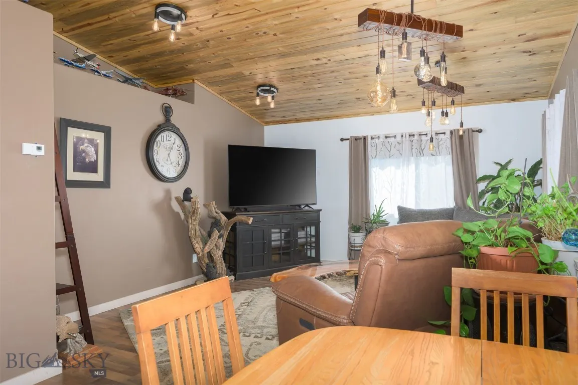 37 Sawmill Gulch, Butte, Montana 59701, Butte, Montana 59701, 3 Bedrooms Bedrooms, ,2 BathroomsBathrooms,Residential,For Sale,37 Sawmill Gulch, Butte, Montana 59701,0,401182