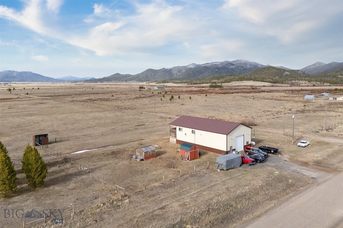 37 Sawmill Gulch, Butte, Montana 59701, Butte, Montana 59701, 3 Bedrooms Bedrooms, ,2 BathroomsBathrooms,Residential,For Sale,37 Sawmill Gulch, Butte, Montana 59701,0,401182