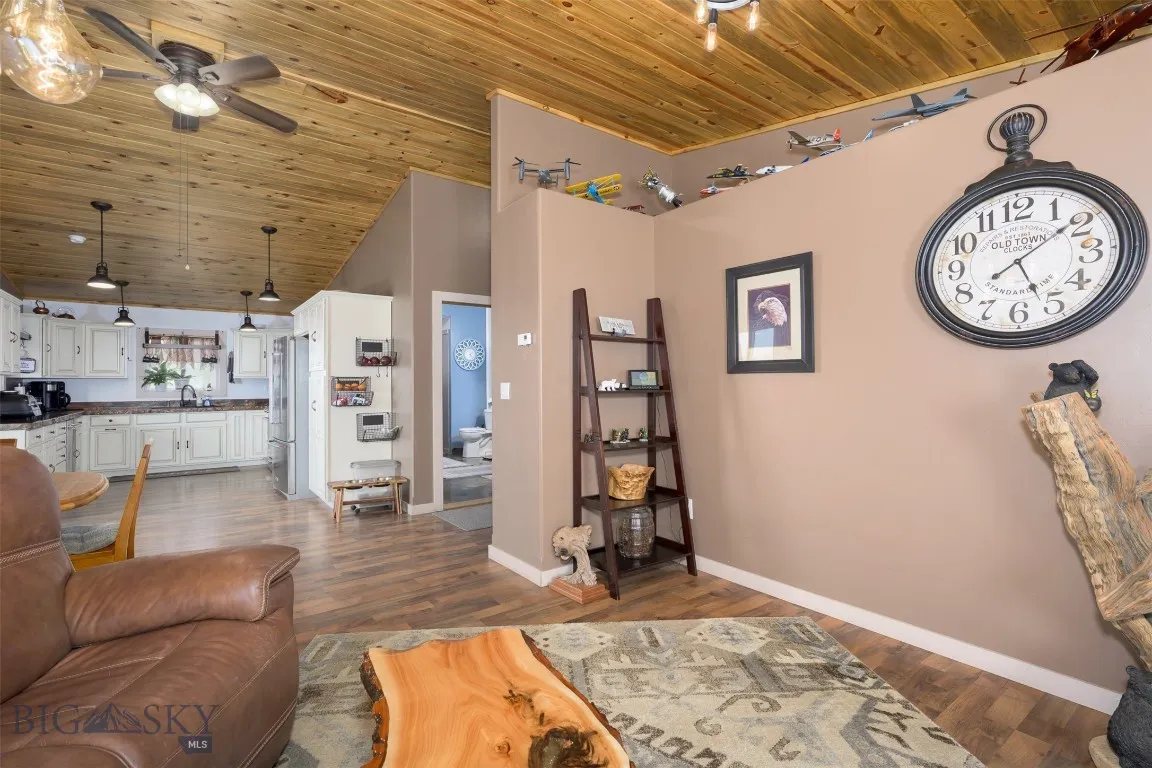 37 Sawmill Gulch, Butte, Montana 59701, Butte, Montana 59701, 3 Bedrooms Bedrooms, ,2 BathroomsBathrooms,Residential,For Sale,37 Sawmill Gulch, Butte, Montana 59701,0,401182