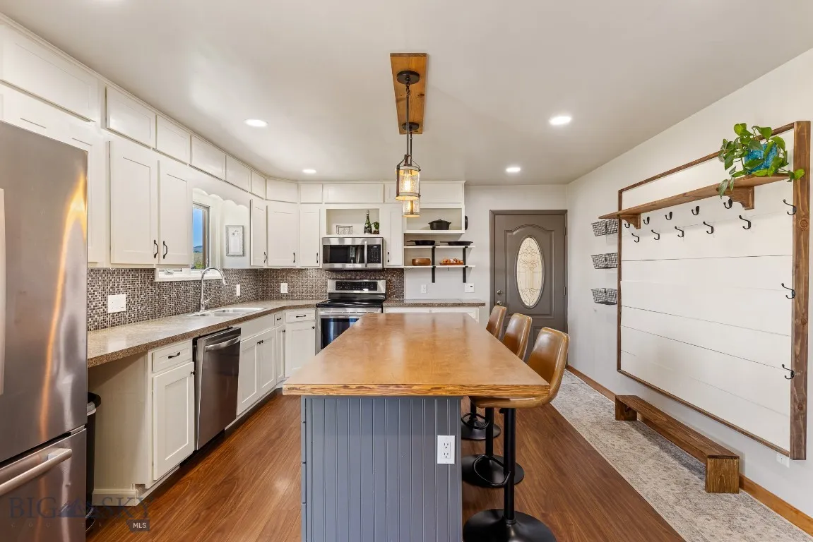 227 W Fagin Street, Ennis, Montana 59729, Ennis, Montana 59729, 4 Bedrooms Bedrooms, ,2 BathroomsBathrooms,Residential,For Sale,227 W Fagin Street, Ennis, Montana 59729,0,401757