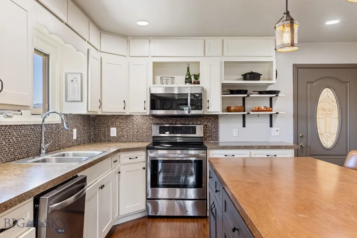 227 W Fagin Street, Ennis, Montana 59729, Ennis, Montana 59729, 4 Bedrooms Bedrooms, ,2 BathroomsBathrooms,Residential,For Sale,227 W Fagin Street, Ennis, Montana 59729,0,401757