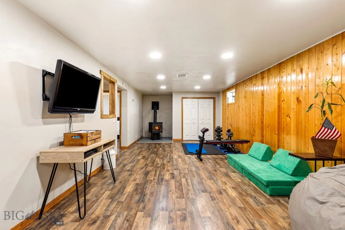 227 W Fagin Street, Ennis, Montana 59729, Ennis, Montana 59729, 4 Bedrooms Bedrooms, ,2 BathroomsBathrooms,Residential,For Sale,227 W Fagin Street, Ennis, Montana 59729,0,401757