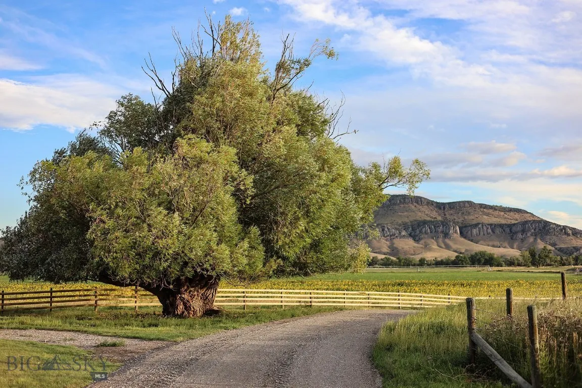 5191 Old Yellowstone Trail, Three Forks, Montana 5, Three Forks, Montana 59752, 5 Bedrooms Bedrooms, ,Farm,For Sale,5191 Old Yellowstone Trail, Three Forks, Montana 5,0,401933