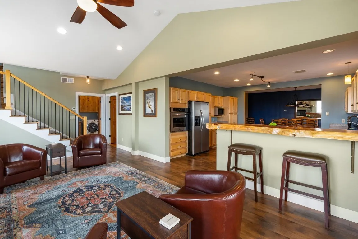 5191 Old Yellowstone Trail, Three Forks, Montana 5, Three Forks, Montana 59752, 5 Bedrooms Bedrooms, ,Farm,For Sale,5191 Old Yellowstone Trail, Three Forks, Montana 5,0,401933