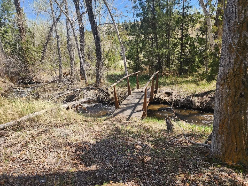 967 Mt Highway 2 W, Whitehall, Montana 59759, Whitehall, Montana 59759, 3 Bedrooms Bedrooms, ,2 BathroomsBathrooms,Residential,For Sale,967 Mt Highway 2 W, Whitehall, Montana 59759,402015