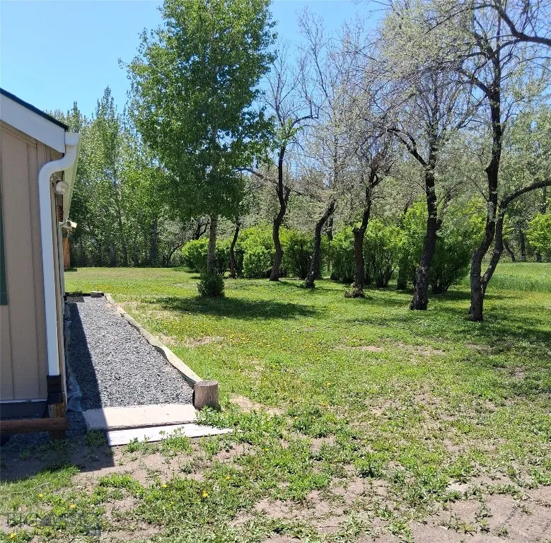 967 Mt Highway 2 W, Whitehall, Montana 59759, Whitehall, Montana 59759, 3 Bedrooms Bedrooms, ,2 BathroomsBathrooms,Residential,For Sale,967 Mt Highway 2 W, Whitehall, Montana 59759,402015