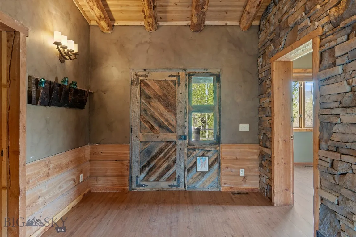 1511 Mt Hwy 287, Virginia City, Montana 59755, Virginia City, Montana 59755, 3 Bedrooms Bedrooms, ,2 BathroomsBathrooms,Residential,For Sale,1511 Mt Hwy 287, Virginia City, Montana 59755,402455