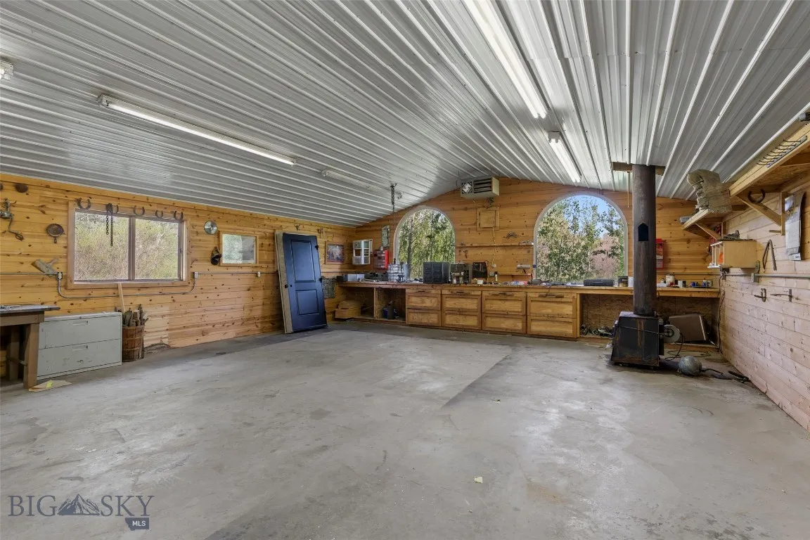 1511 Mt Hwy 287, Virginia City, Montana 59755, Virginia City, Montana 59755, 3 Bedrooms Bedrooms, ,2 BathroomsBathrooms,Residential,For Sale,1511 Mt Hwy 287, Virginia City, Montana 59755,402455