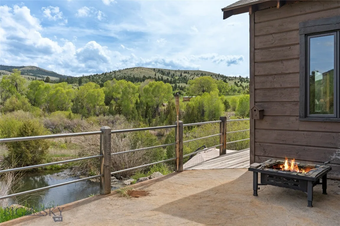 1511 Mt Hwy 287, Virginia City, Montana 59755, Virginia City, Montana 59755, 3 Bedrooms Bedrooms, ,2 BathroomsBathrooms,Residential,For Sale,1511 Mt Hwy 287, Virginia City, Montana 59755,402455