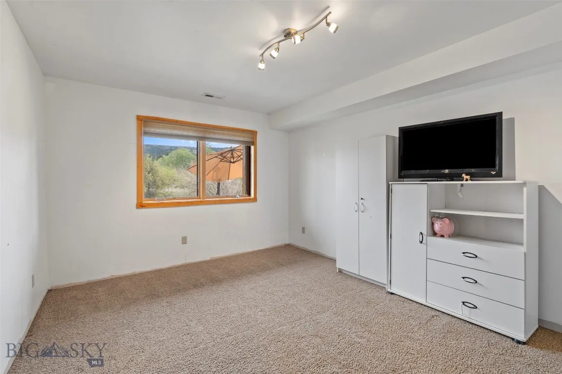 1511 Mt Hwy 287, Virginia City, Montana 59755, Virginia City, Montana 59755, 3 Bedrooms Bedrooms, ,2 BathroomsBathrooms,Residential,For Sale,1511 Mt Hwy 287, Virginia City, Montana 59755,402455