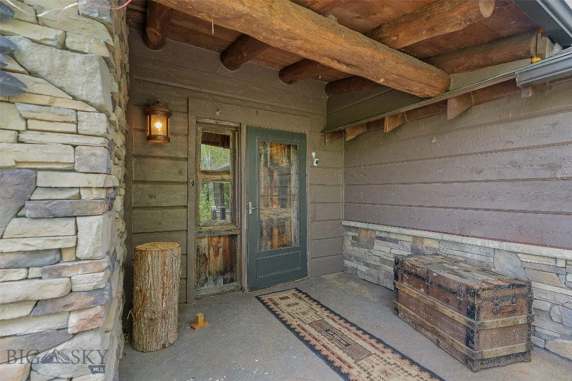 1511 Mt Hwy 287, Virginia City, Montana 59755, Virginia City, Montana 59755, 3 Bedrooms Bedrooms, ,2 BathroomsBathrooms,Residential,For Sale,1511 Mt Hwy 287, Virginia City, Montana 59755,402455