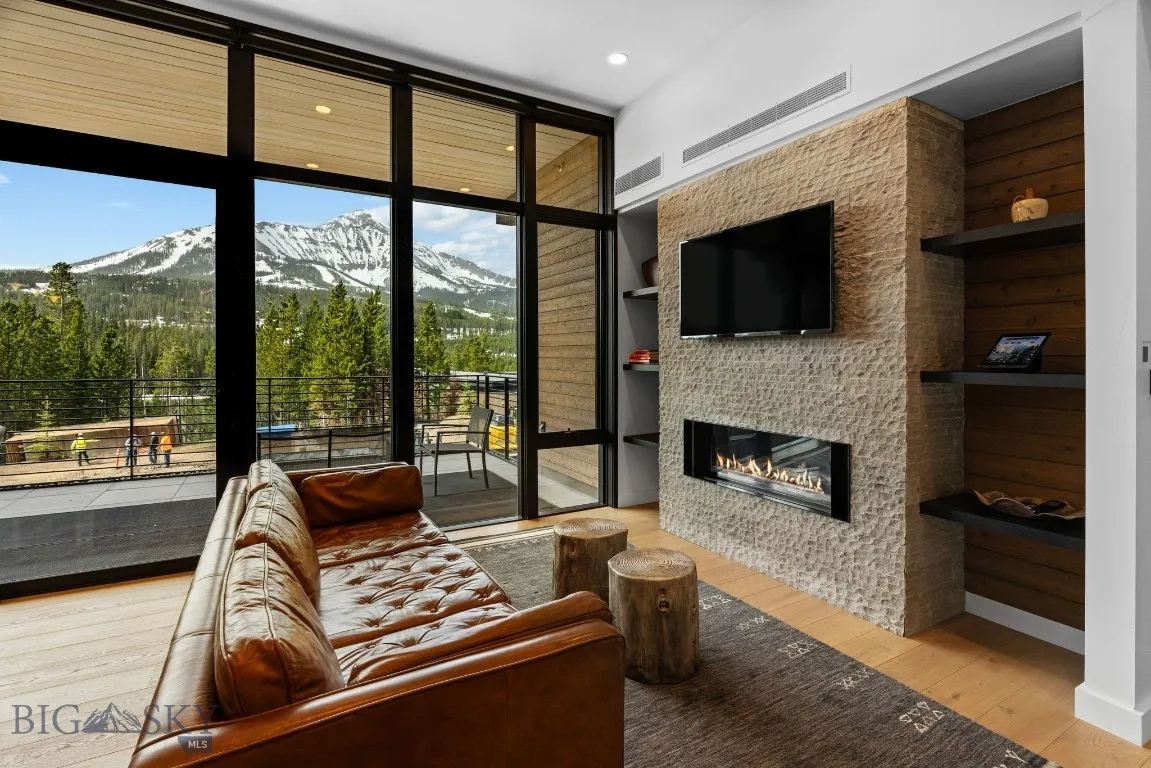 204 Boathouse Way #r9/204, Big Sky, Montana 59716, Big Sky, Montana 59716, 2 Bedrooms Bedrooms, ,2 BathroomsBathrooms,Residential,For Sale,204 Boathouse Way #r9/204, Big Sky, Montana 59716,0,401524