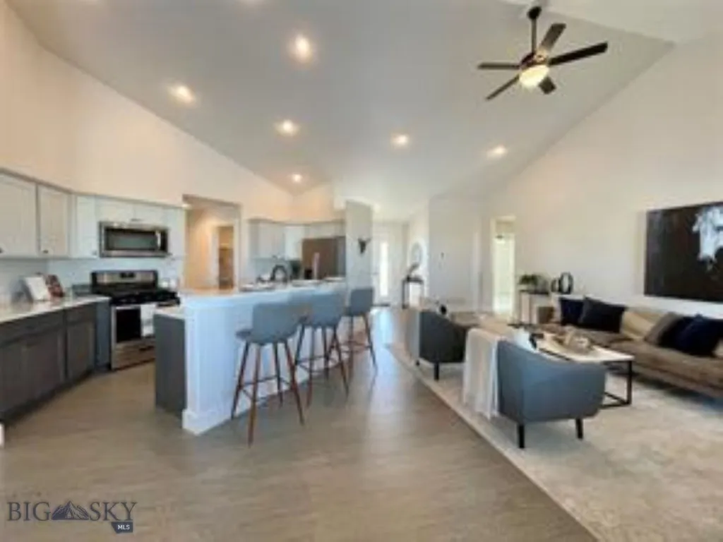 17 Durango Trail, Three Forks, Montana 59752, Three Forks, Montana 59752, 3 Bedrooms Bedrooms, ,2 BathroomsBathrooms,Residential,For Sale,17 Durango Trail, Three Forks, Montana 59752,0,402544