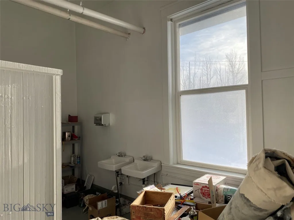 1333 Kaw Avenue, Butte, Montana 59701, Butte, Montana 59701, ,Commercial Sale,For Sale,1333 Kaw Avenue, Butte, Montana 59701,402726