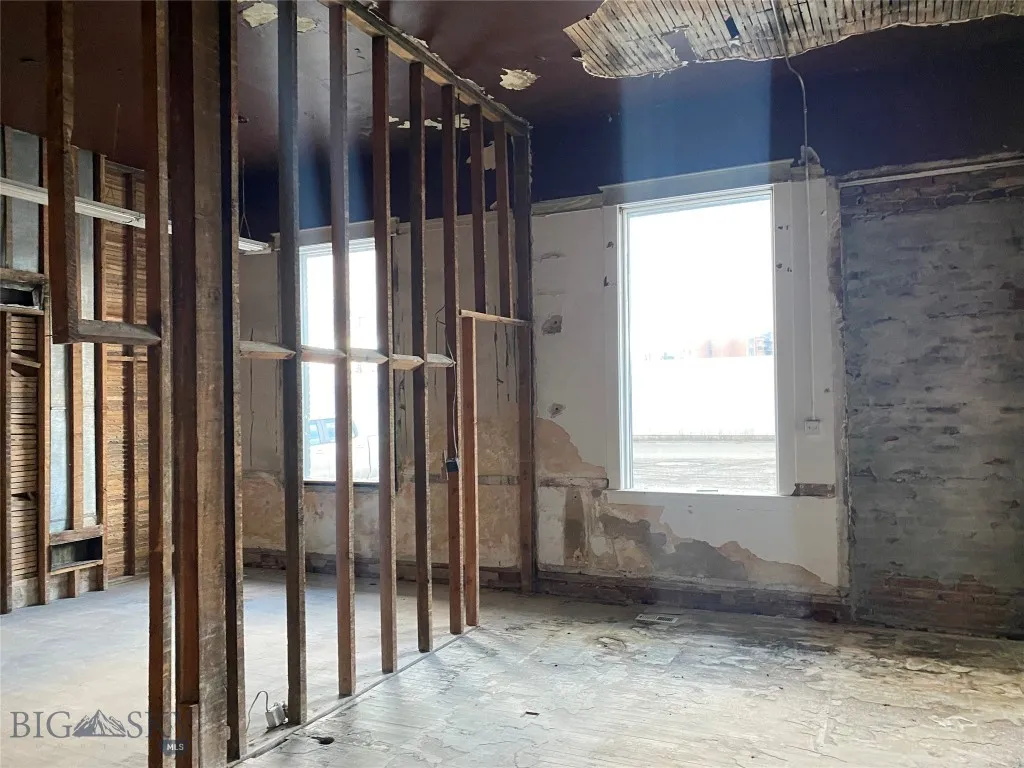 1333 Kaw Avenue, Butte, Montana 59701, Butte, Montana 59701, ,Commercial Sale,For Sale,1333 Kaw Avenue, Butte, Montana 59701,402726