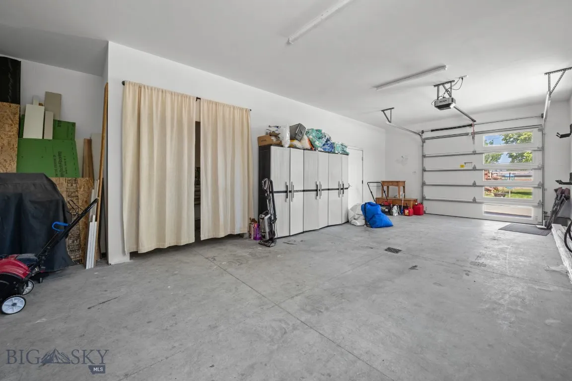 420 N 6th, Bozeman, Montana 59715, Bozeman, Montana 59715, 7 Bedrooms Bedrooms, ,3 BathroomsBathrooms,Residential,For Sale,420 N 6th, Bozeman, Montana 59715,402736