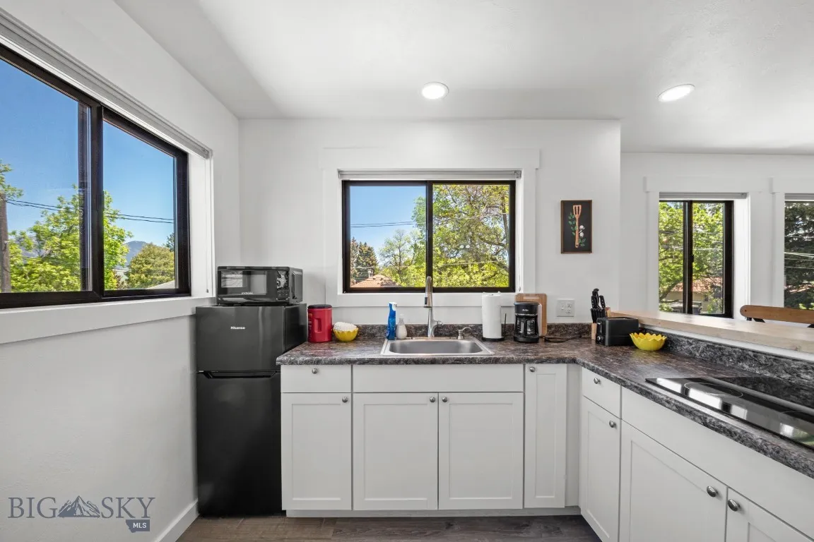 420 N 6th, Bozeman, Montana 59715, Bozeman, Montana 59715, 7 Bedrooms Bedrooms, ,3 BathroomsBathrooms,Residential,For Sale,420 N 6th, Bozeman, Montana 59715,402736