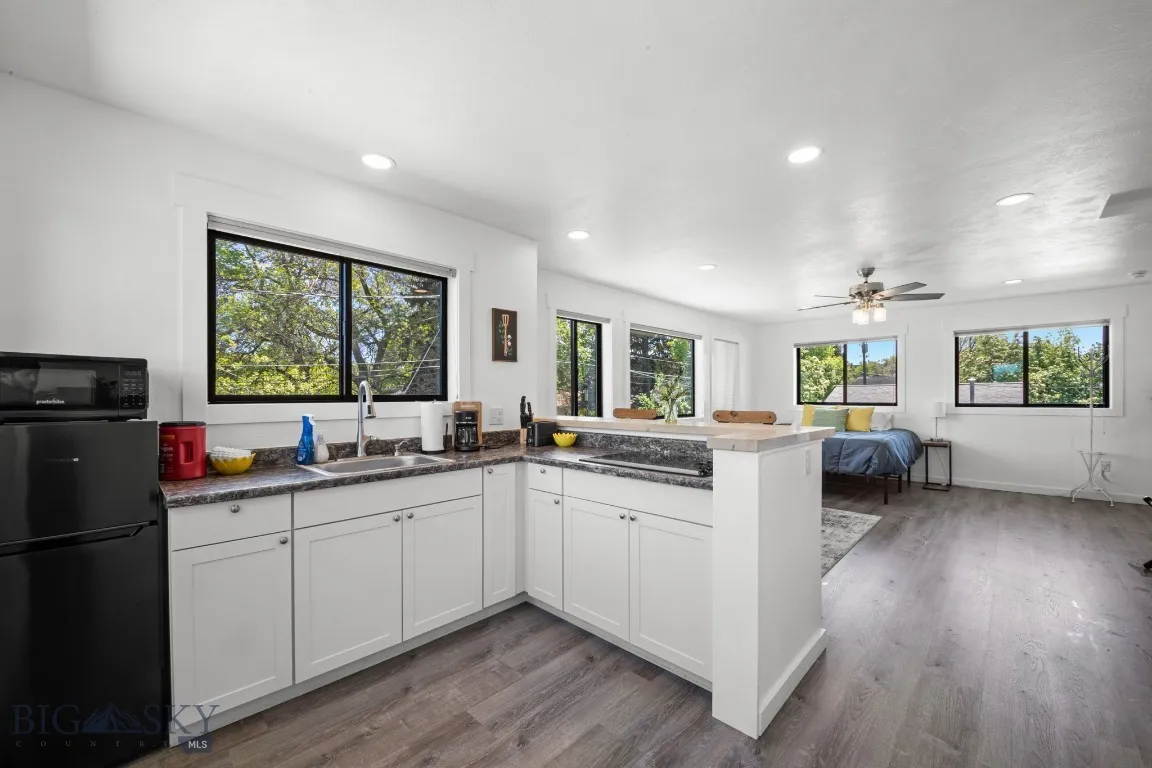 420 N 6th Avenue, Bozeman, Montana 59715, Bozeman, Montana 59715, ,Residential Income,For Sale,420 N 6th Avenue, Bozeman, Montana 59715,402771