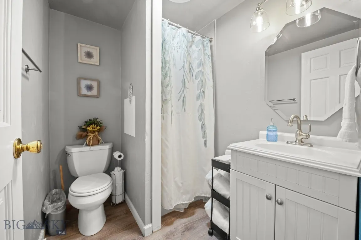 420 N 6th Avenue, Bozeman, Montana 59715, Bozeman, Montana 59715, ,Residential Income,For Sale,420 N 6th Avenue, Bozeman, Montana 59715,402771