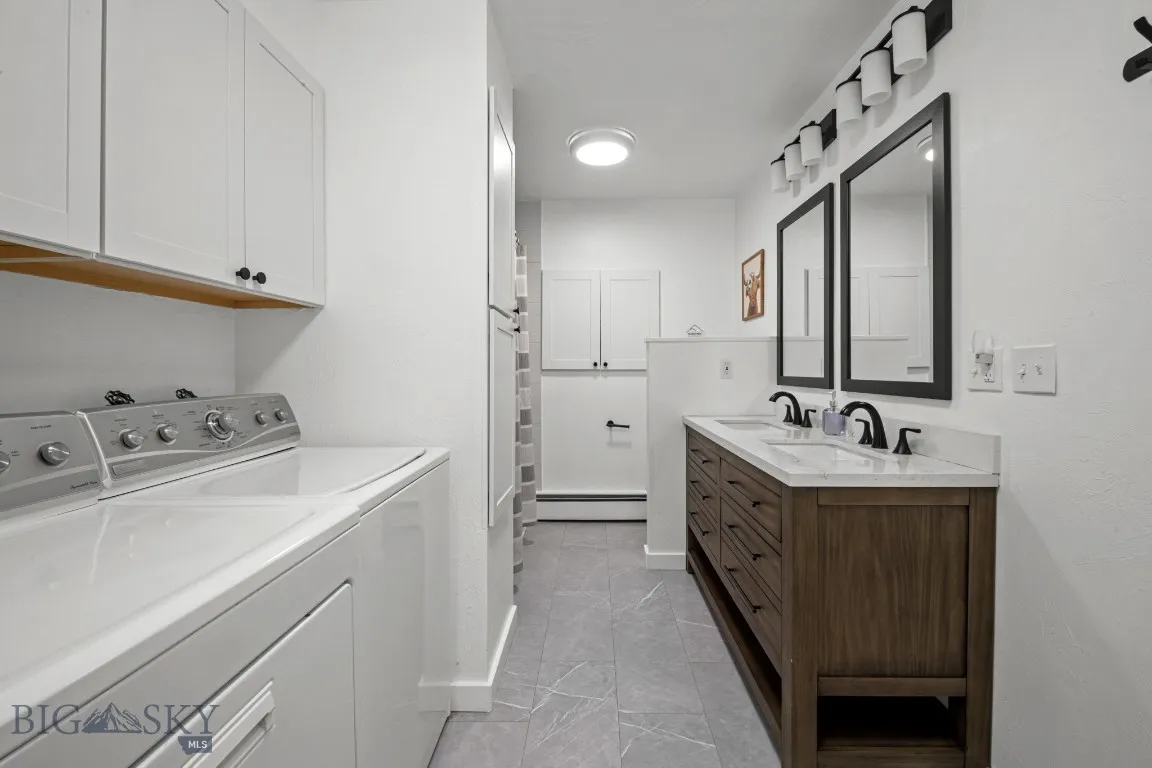 420 N 6th Avenue, Bozeman, Montana 59715, Bozeman, Montana 59715, ,Residential Income,For Sale,420 N 6th Avenue, Bozeman, Montana 59715,402771