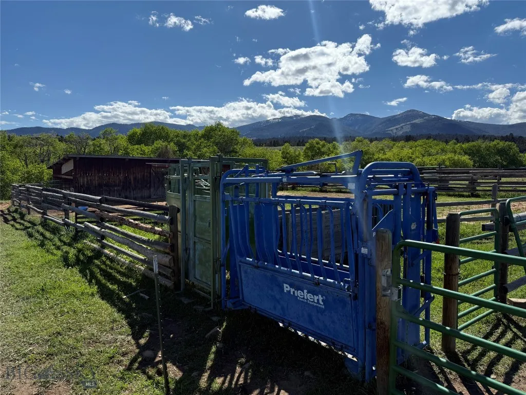 5845 Dry Creek Ranch Road, Whitehall, Montana 5975, Whitehall, Montana 59759, 3 Bedrooms Bedrooms, ,3 BathroomsBathrooms,Residential,For Sale,5845 Dry Creek Ranch Road, Whitehall, Montana 5975,0,402848