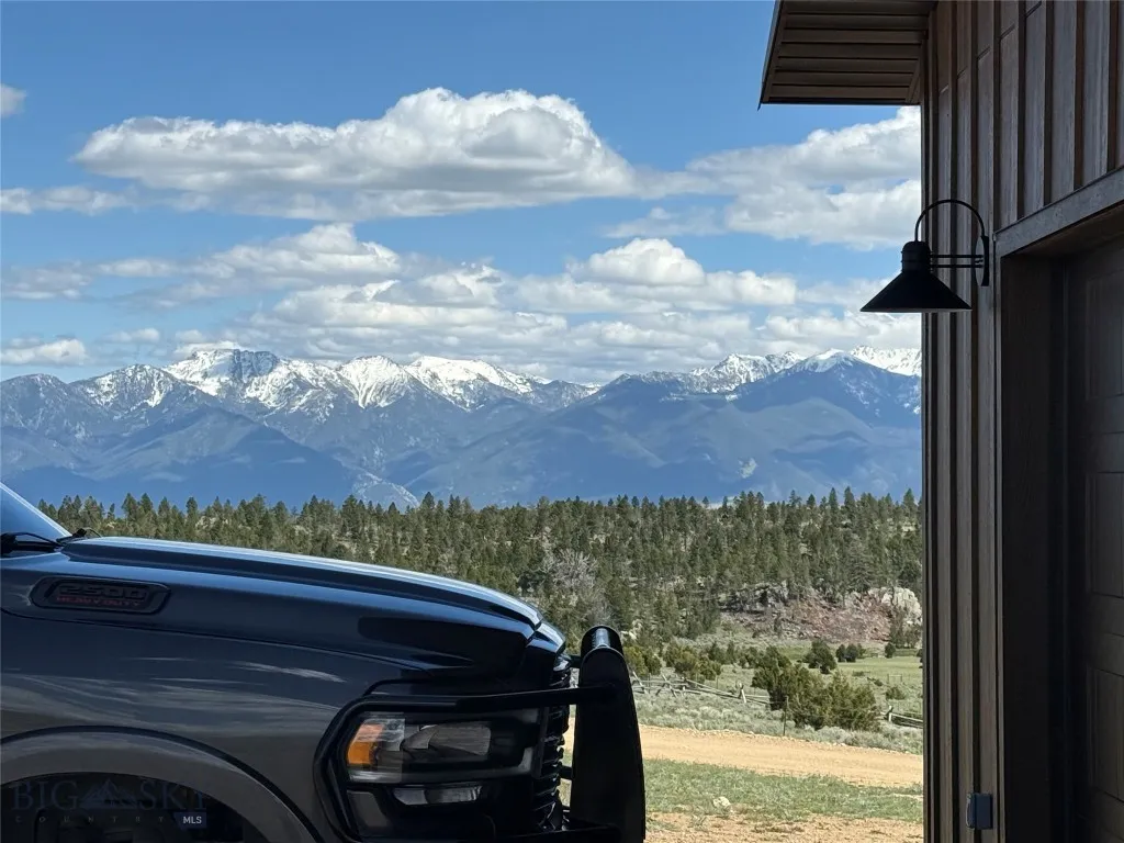5845 Dry Creek Ranch Road, Whitehall, Montana 5975, Whitehall, Montana 59759, 3 Bedrooms Bedrooms, ,3 BathroomsBathrooms,Residential,For Sale,5845 Dry Creek Ranch Road, Whitehall, Montana 5975,0,402848