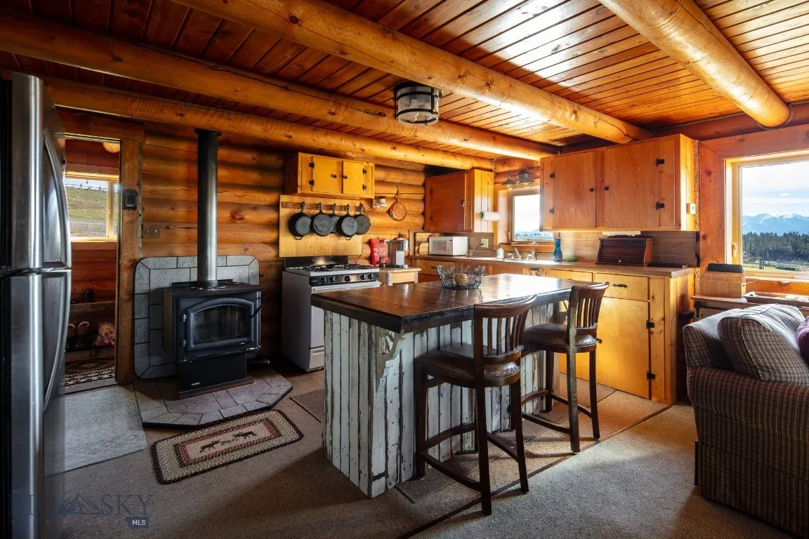 5845 Dry Creek Ranch Road, Whitehall, Montana 5975, Whitehall, Montana 59759, 3 Bedrooms Bedrooms, ,3 BathroomsBathrooms,Residential,For Sale,5845 Dry Creek Ranch Road, Whitehall, Montana 5975,0,402848