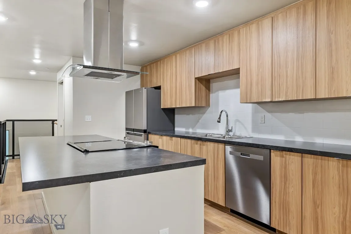 59 E Park Street, Butte, Montana 59701, Butte, Montana 59701, ,Commercial Sale,For Sale,59 E Park Street, Butte, Montana 59701,0,402862