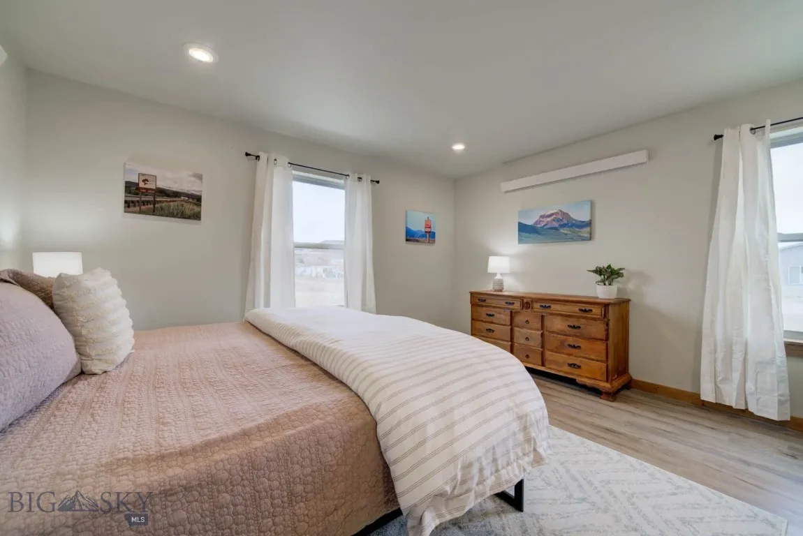 511 W Hugel, Ennis, Montana 59729, Ennis, Montana 59729, ,Residential Income,For Sale,511 W Hugel, Ennis, Montana 59729,0,402812