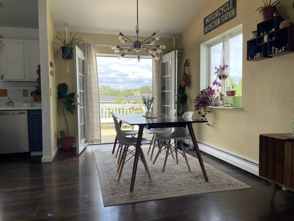616 Comet, Livingston, Montana 59047, Livingston, Montana 59047, 5 Bedrooms Bedrooms, ,1 BathroomBathrooms,Residential,For Sale,616 Comet, Livingston, Montana 59047,402820