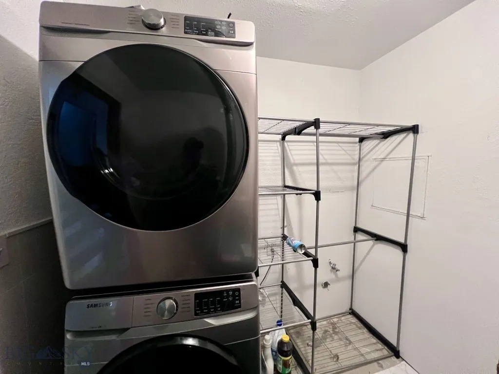 616 Comet, Livingston, Montana 59047, Livingston, Montana 59047, 5 Bedrooms Bedrooms, ,1 BathroomBathrooms,Residential,For Sale,616 Comet, Livingston, Montana 59047,402820