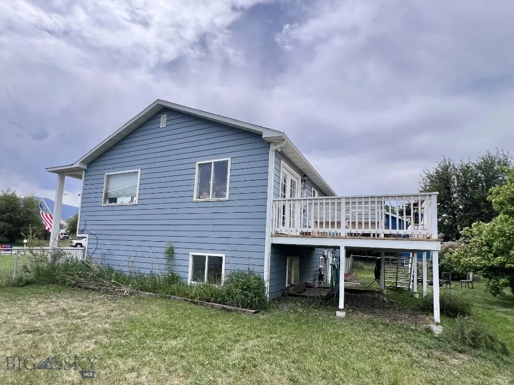 616 Comet, Livingston, Montana 59047, Livingston, Montana 59047, 5 Bedrooms Bedrooms, ,1 BathroomBathrooms,Residential,For Sale,616 Comet, Livingston, Montana 59047,402820