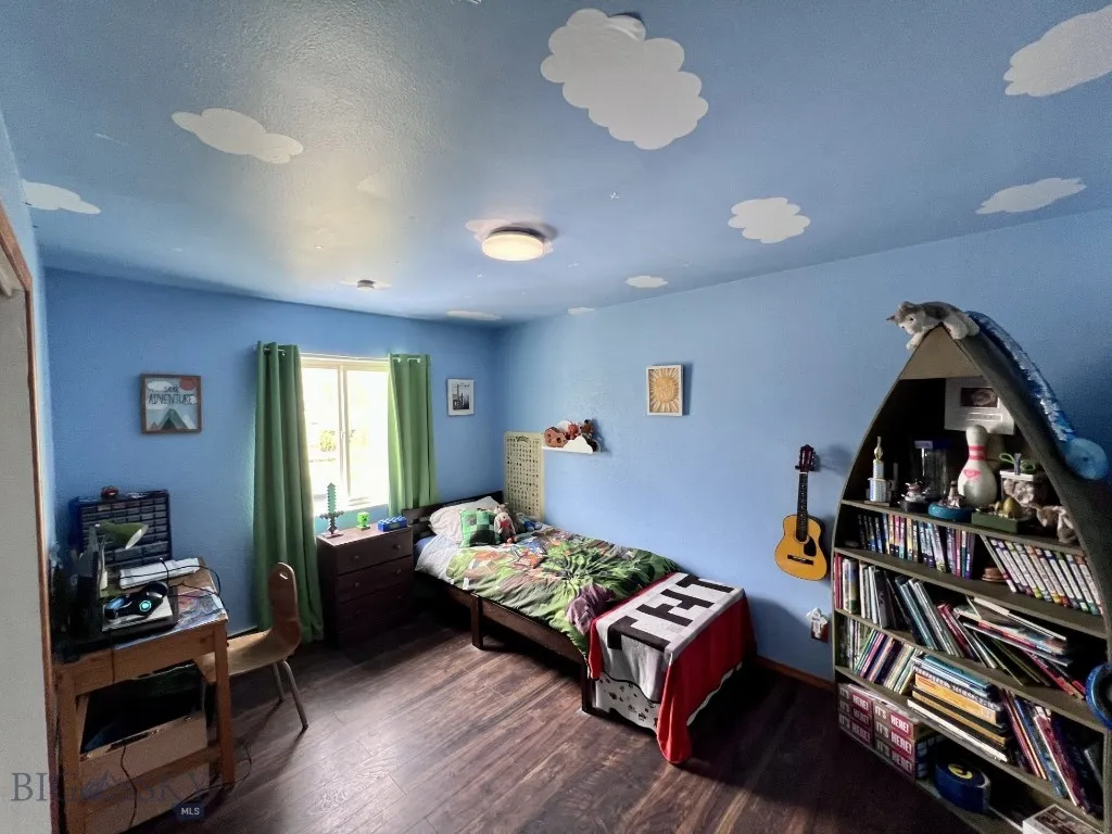 616 Comet, Livingston, Montana 59047, Livingston, Montana 59047, 5 Bedrooms Bedrooms, ,1 BathroomBathrooms,Residential,For Sale,616 Comet, Livingston, Montana 59047,402820