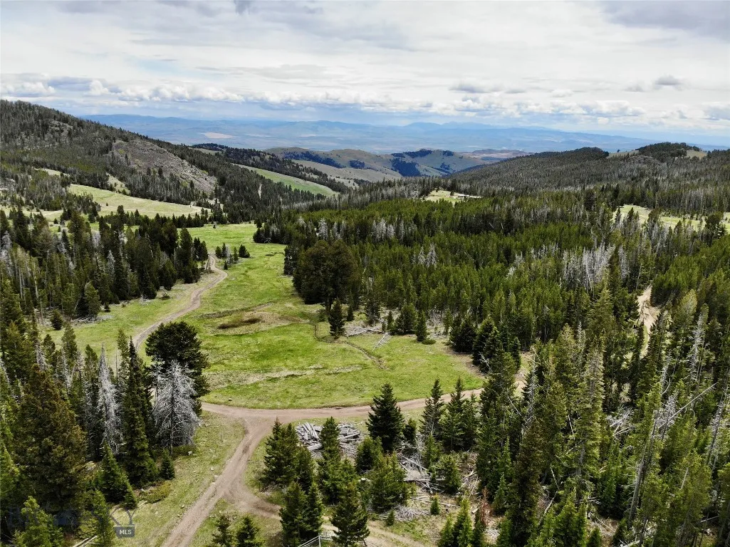 22 Indian Creek Road, Townsend, Montana 59644, Townsend, Montana 59644, 2 Bedrooms Bedrooms, ,1 BathroomBathrooms,Residential,For Sale,22 Indian Creek Road, Townsend, Montana 59644,0,402926
