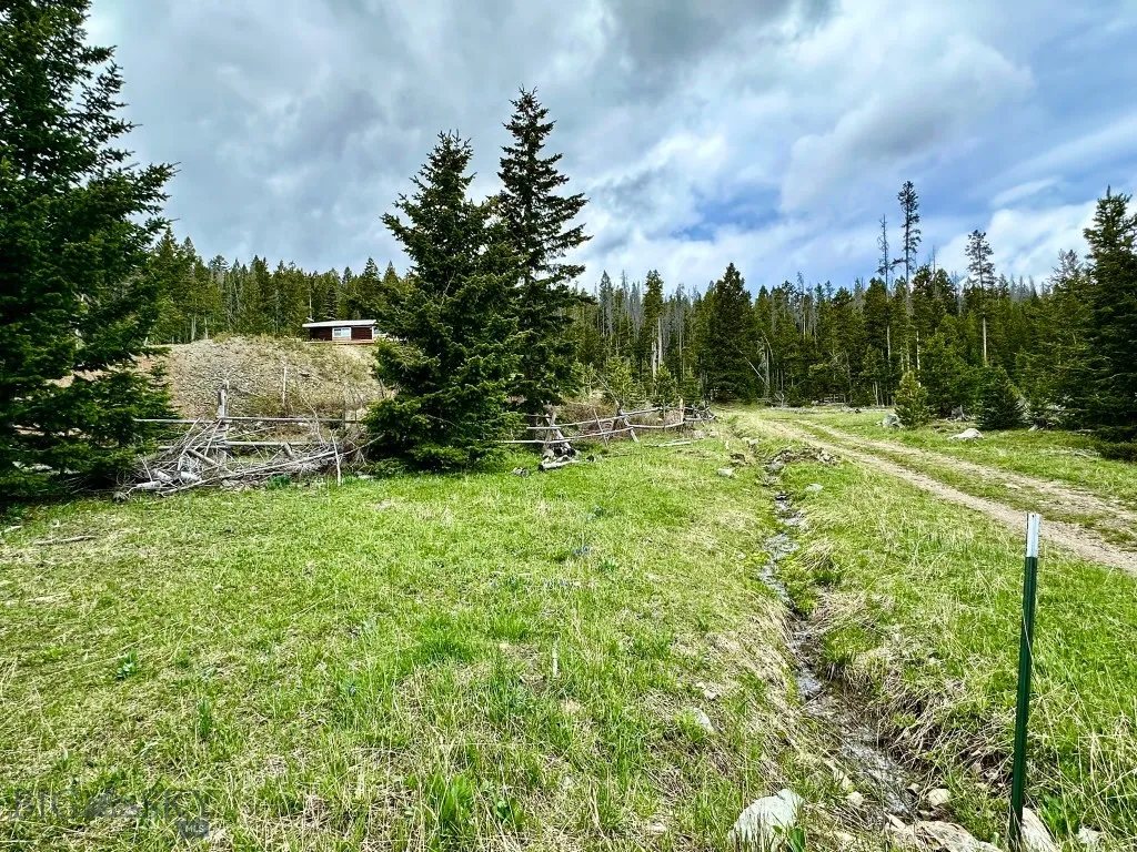 22 Indian Creek Road, Townsend, Montana 59644, Townsend, Montana 59644, 2 Bedrooms Bedrooms, ,1 BathroomBathrooms,Residential,For Sale,22 Indian Creek Road, Townsend, Montana 59644,0,402926