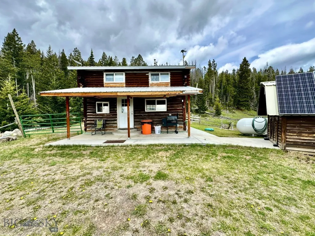 22 Indian Creek Road, Townsend, Montana 59644, Townsend, Montana 59644, 2 Bedrooms Bedrooms, ,1 BathroomBathrooms,Residential,For Sale,22 Indian Creek Road, Townsend, Montana 59644,0,402926