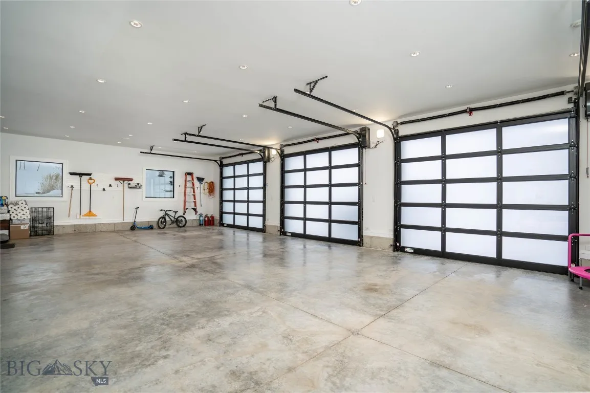 Attached oversized 3-car garage