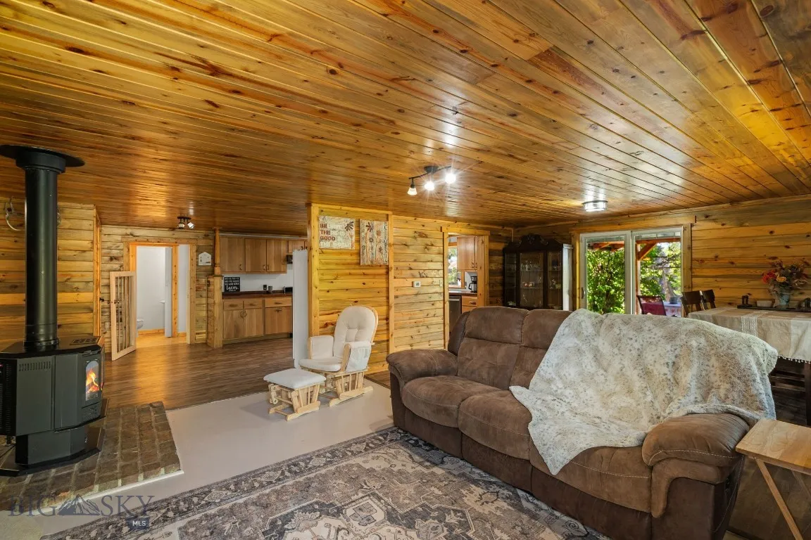 234 Mill Creek Road, Sheridan, Montana 59749, Sheridan, Montana 59749, ,Residential Income,For Sale,234 Mill Creek Road, Sheridan, Montana 59749,0,402938