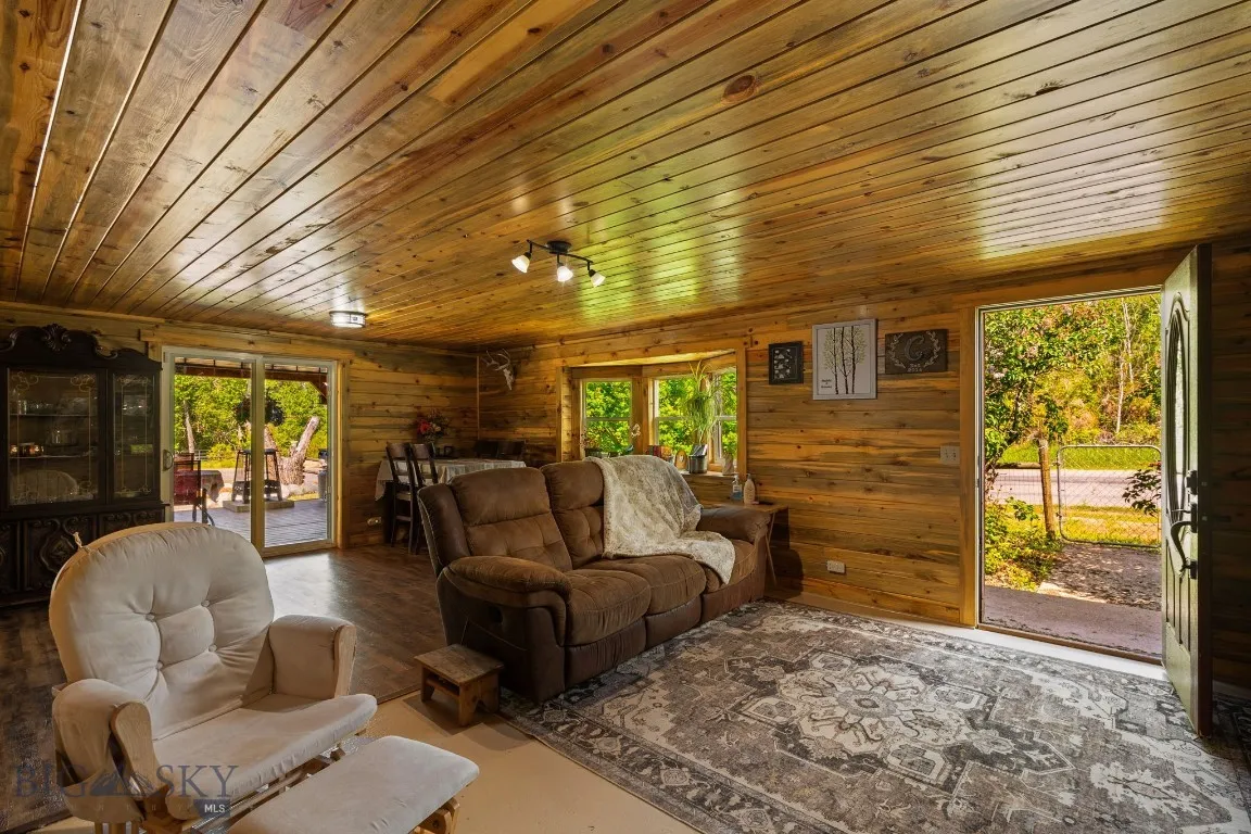 234 Mill Creek Road, Sheridan, Montana 59749, Sheridan, Montana 59749, ,Residential Income,For Sale,234 Mill Creek Road, Sheridan, Montana 59749,0,402938